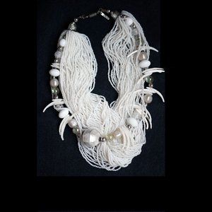 VINTAGE LUCILLE GAUTHIER NECKLACE